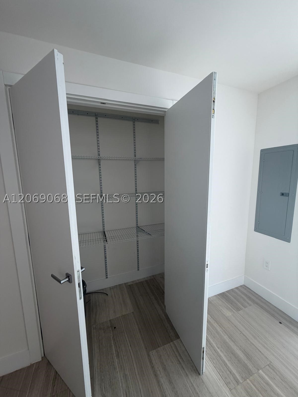 1451 Brickell Ave #2706 Miami, FL 33131