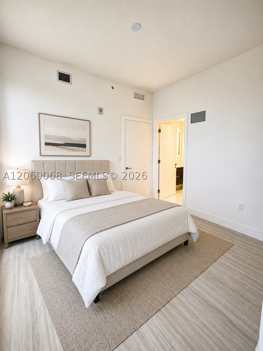 1451 Brickell Ave #2706 Miami, FL 33131