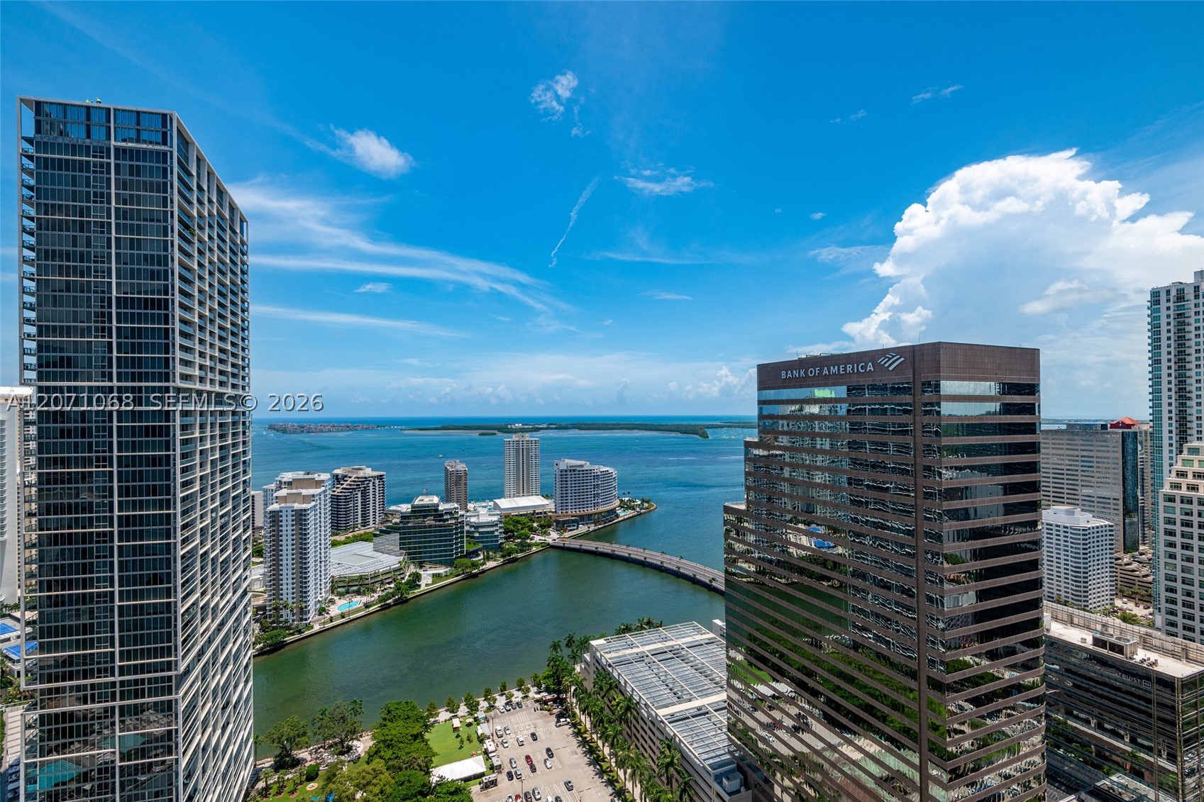 image 500 Brickell West23
