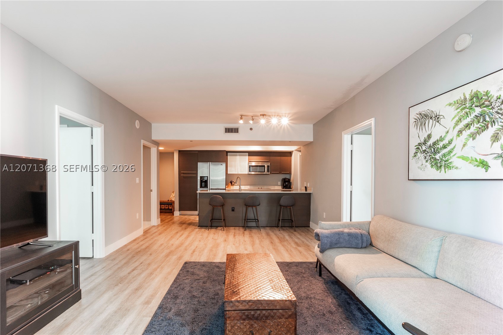 55 SE 6th St #1205