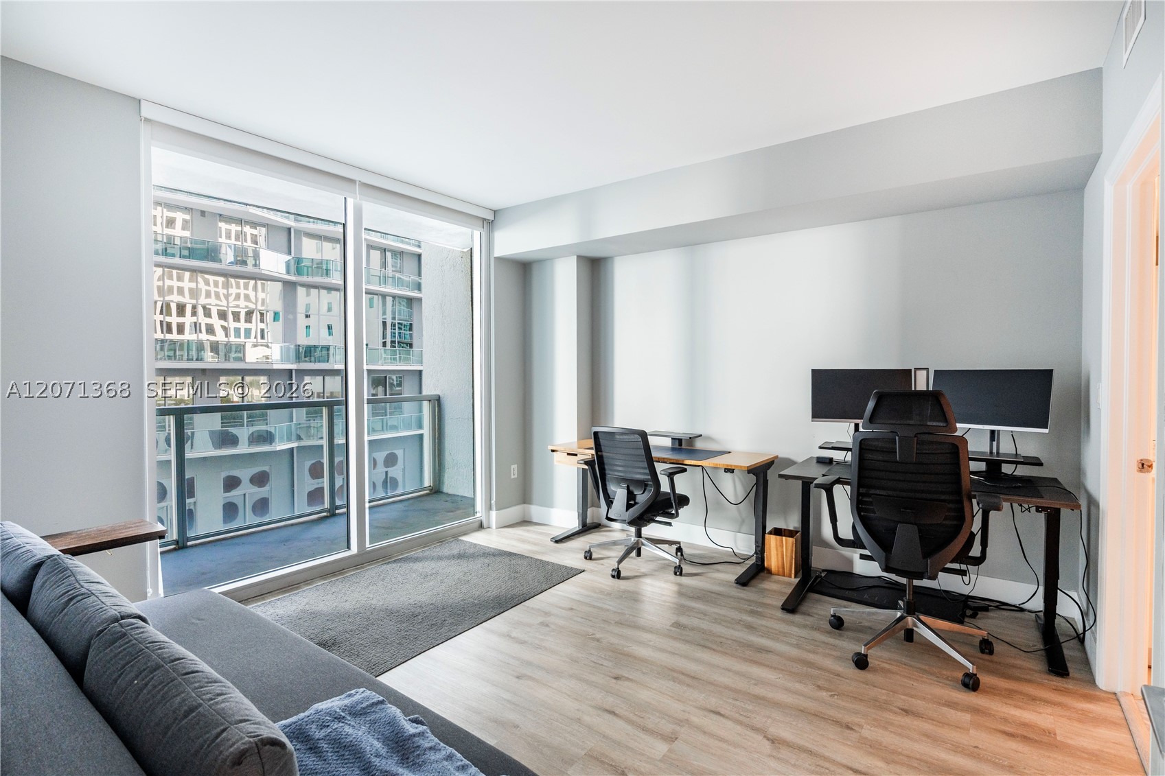 image 500 Brickell West10