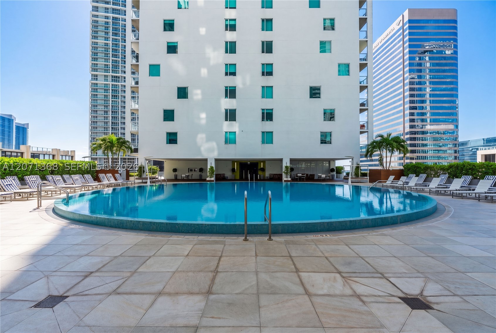 image 500 Brickell West13