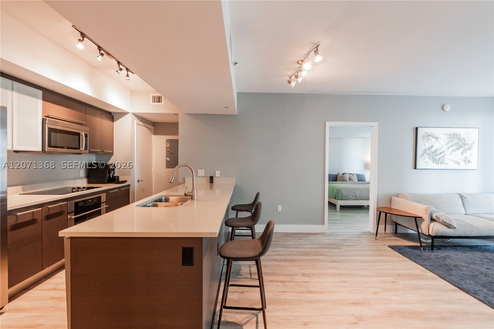 image 500 Brickell West2