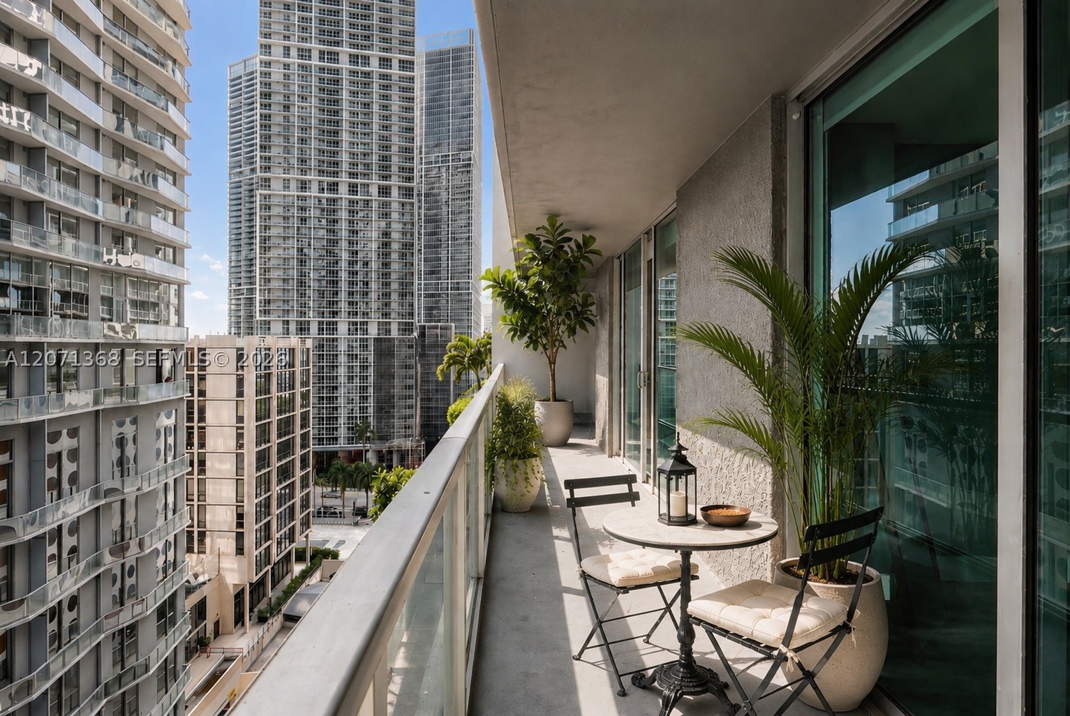 image 500 Brickell West5