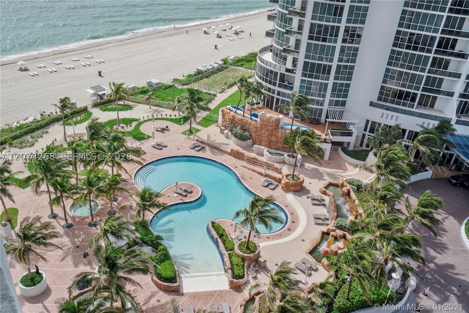 18201 Collins Ave #5009 Sunny Isles Beach, FL 33160