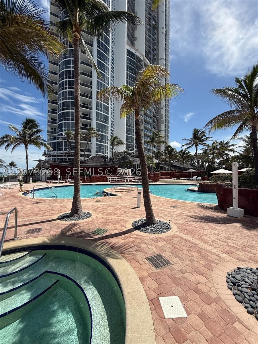 18201 Collins Ave #5009 Sunny Isles Beach, FL 33160