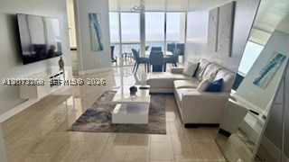 18201 Collins Ave #5009 Sunny Isles Beach, FL 33160