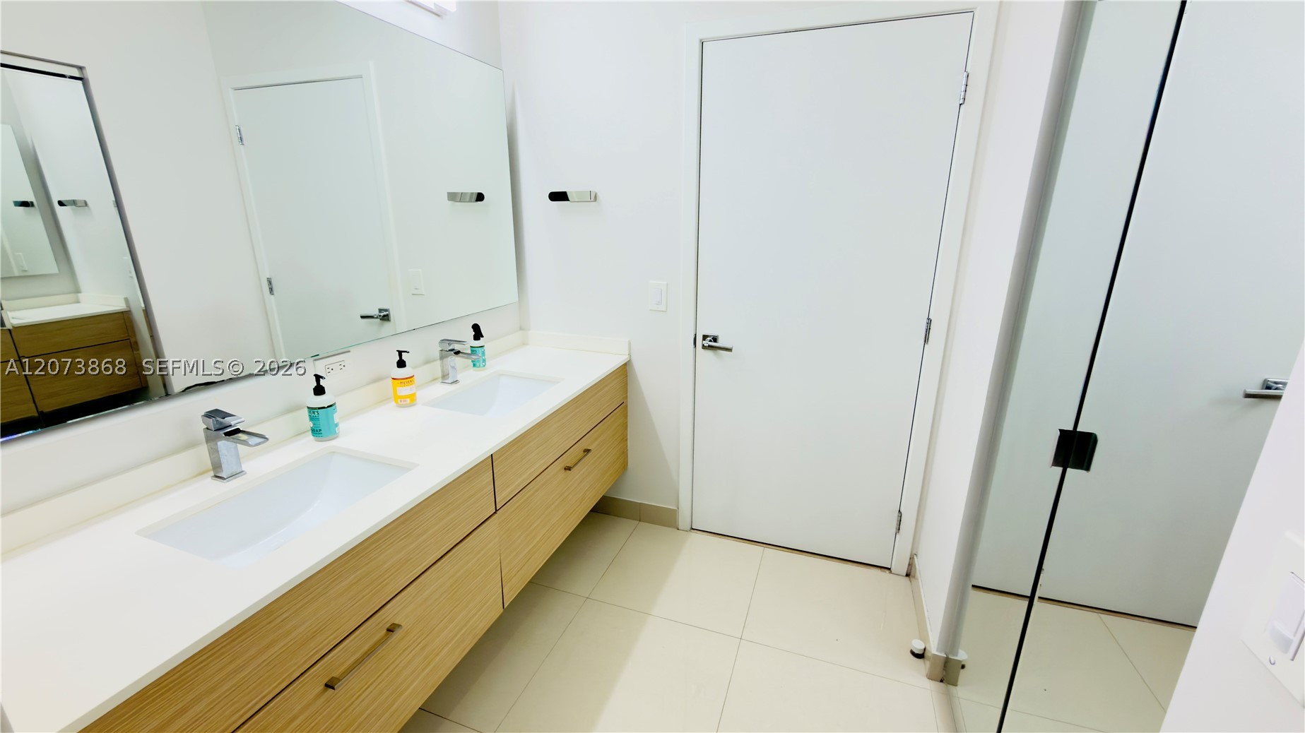 600 NE 27th St #604 Miami, FL 33137