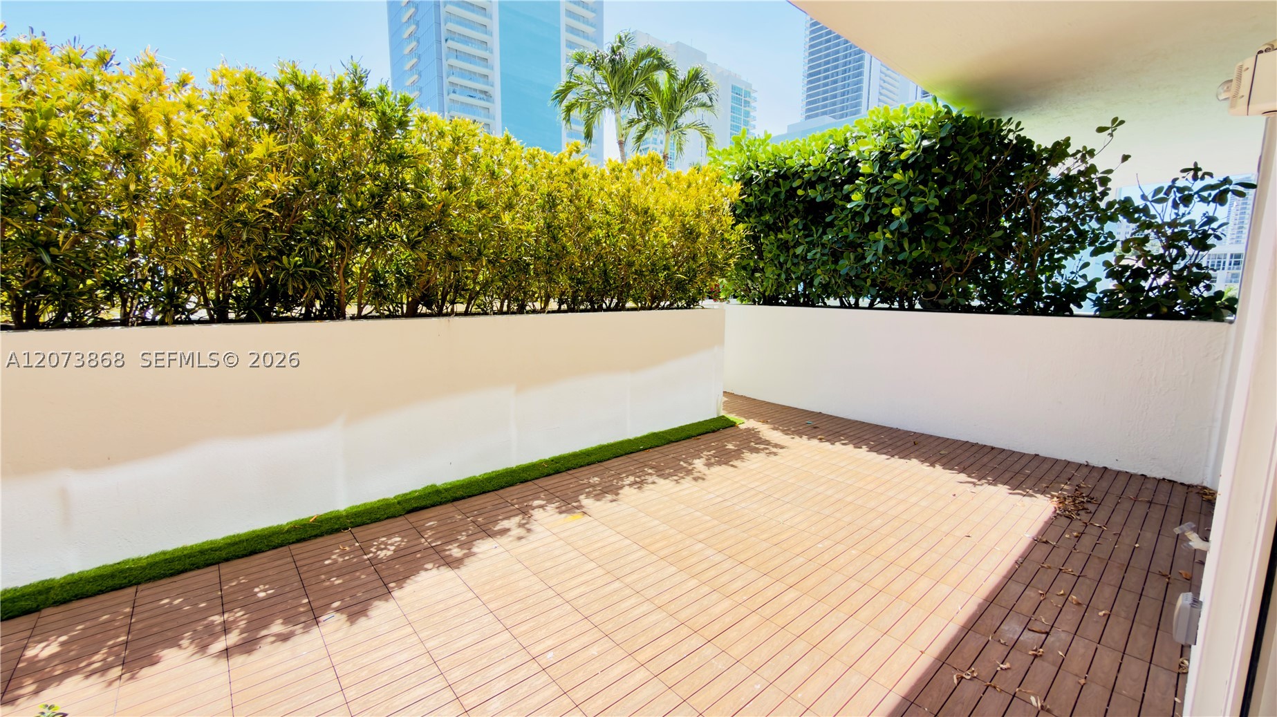 600 NE 27th St #604 Miami, FL 33137