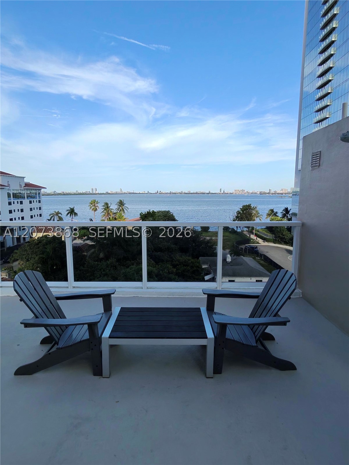 image Bay House47