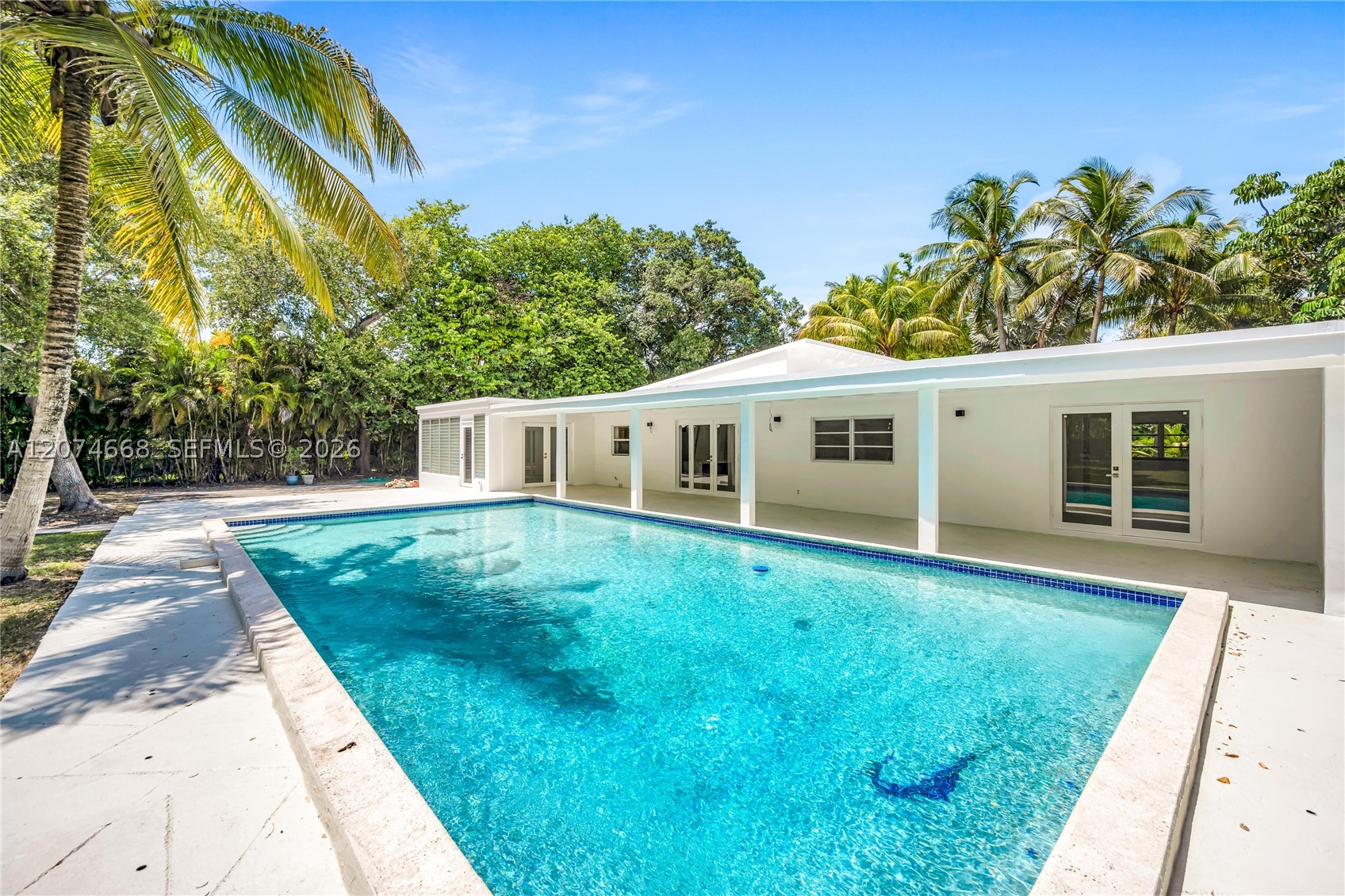 7480 SW 122nd St Pinecrest, FL 33156