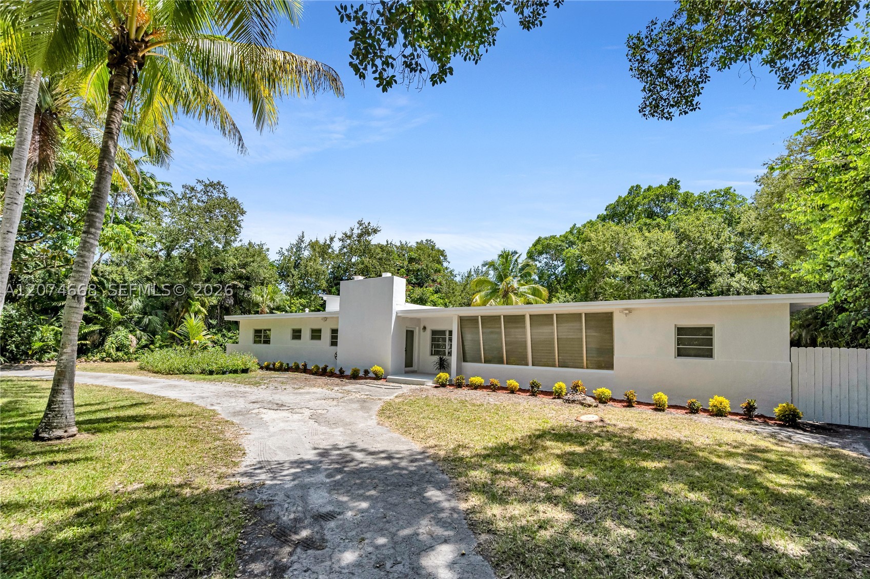 7480 SW 122nd St Pinecrest, FL 33156