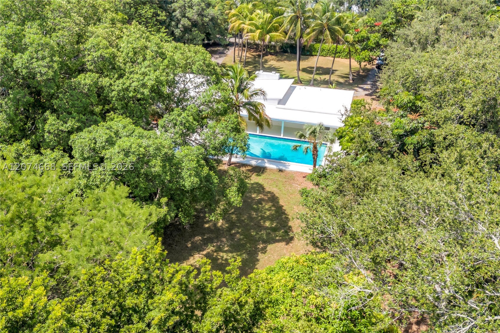 7480 SW 122nd St Pinecrest, FL 33156