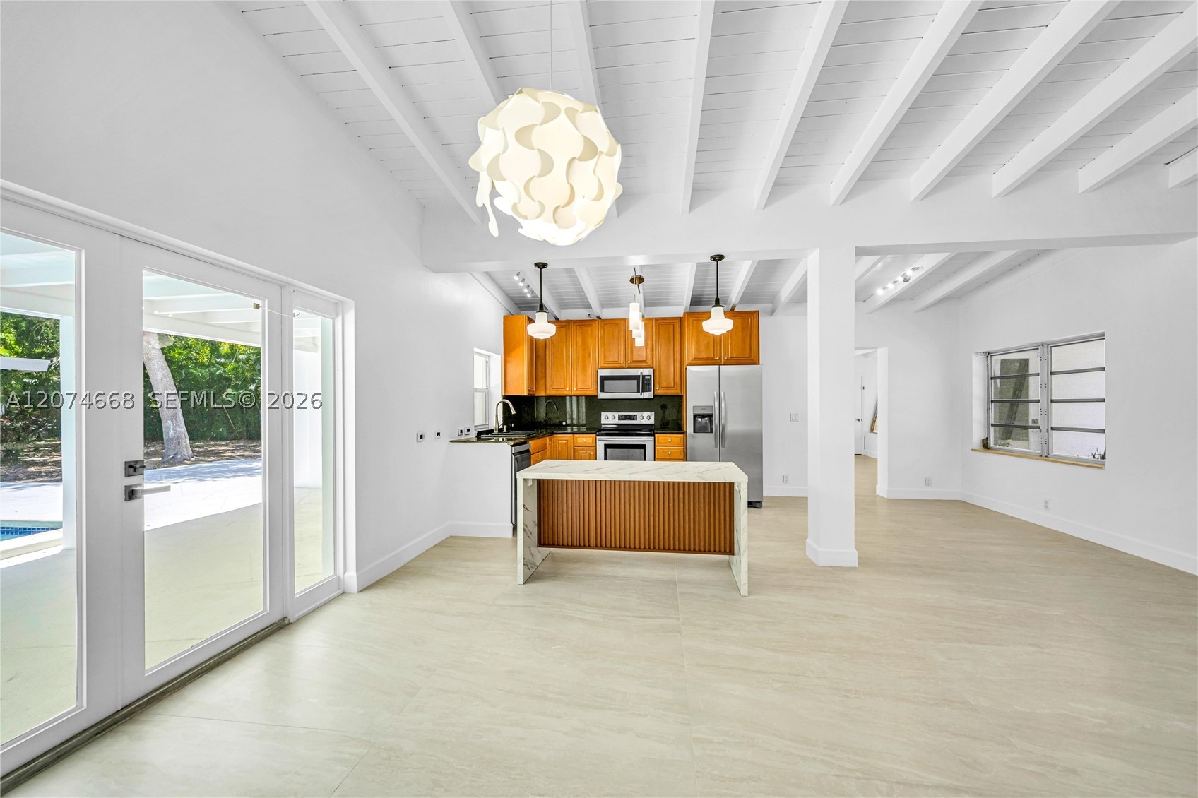 7480 SW 122nd St Pinecrest, FL 33156