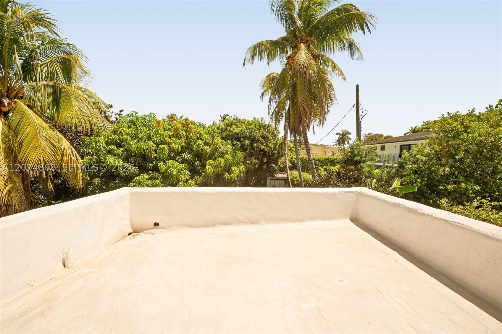 524 W 47th St Miami Beach, FL 33140