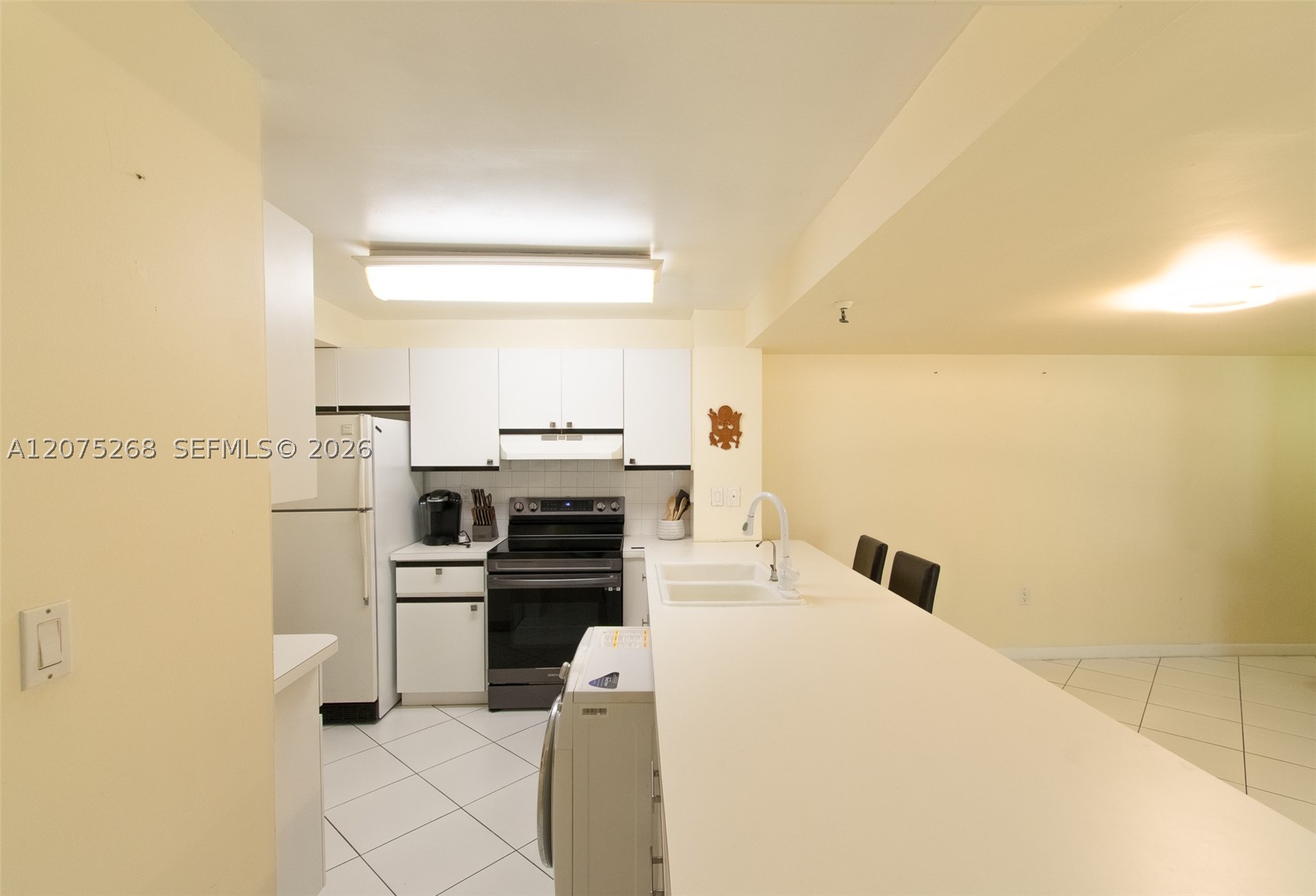 1623 Collins Ave #312 Miami Beach, FL 33139