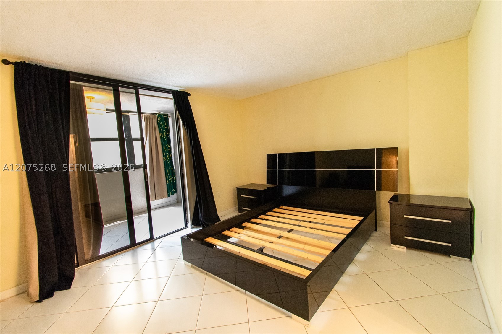 1623 Collins Ave #312 Miami Beach, FL 33139