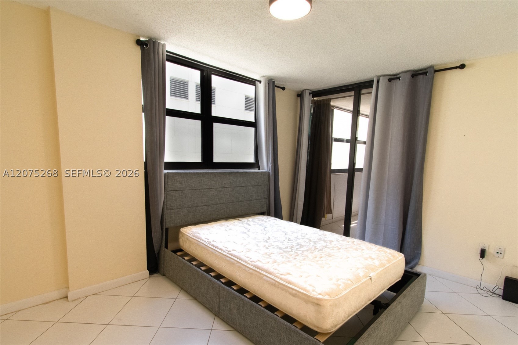 1623 Collins Ave #312 Miami Beach, FL 33139