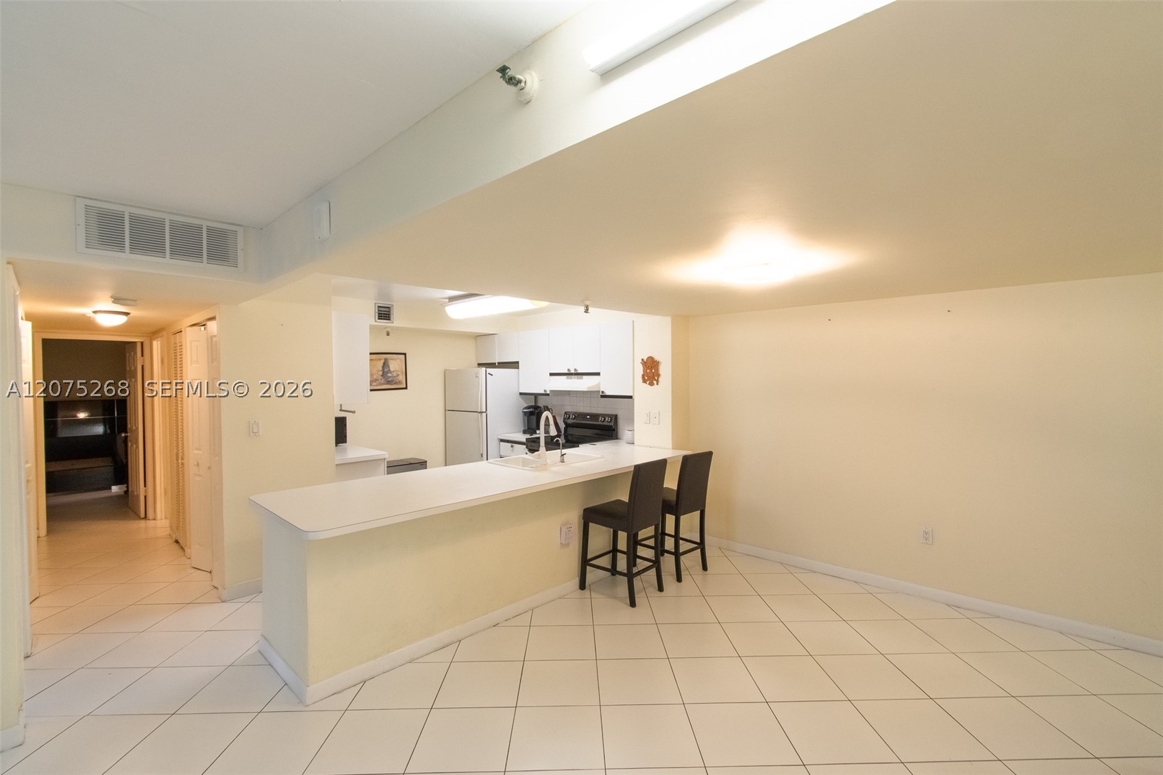 1623 Collins Ave #312 Miami Beach, FL 33139