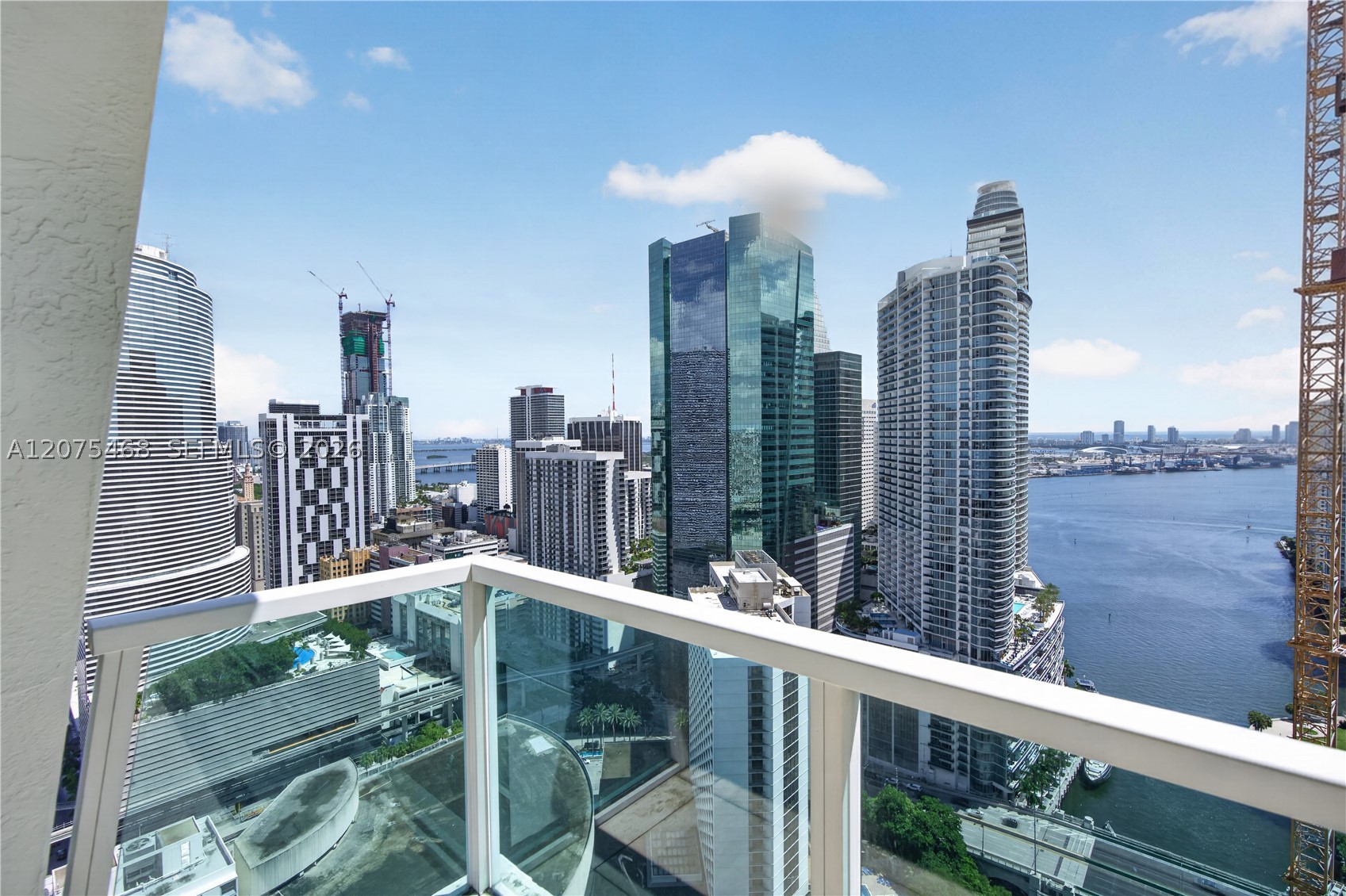 image Brickell on the River North6