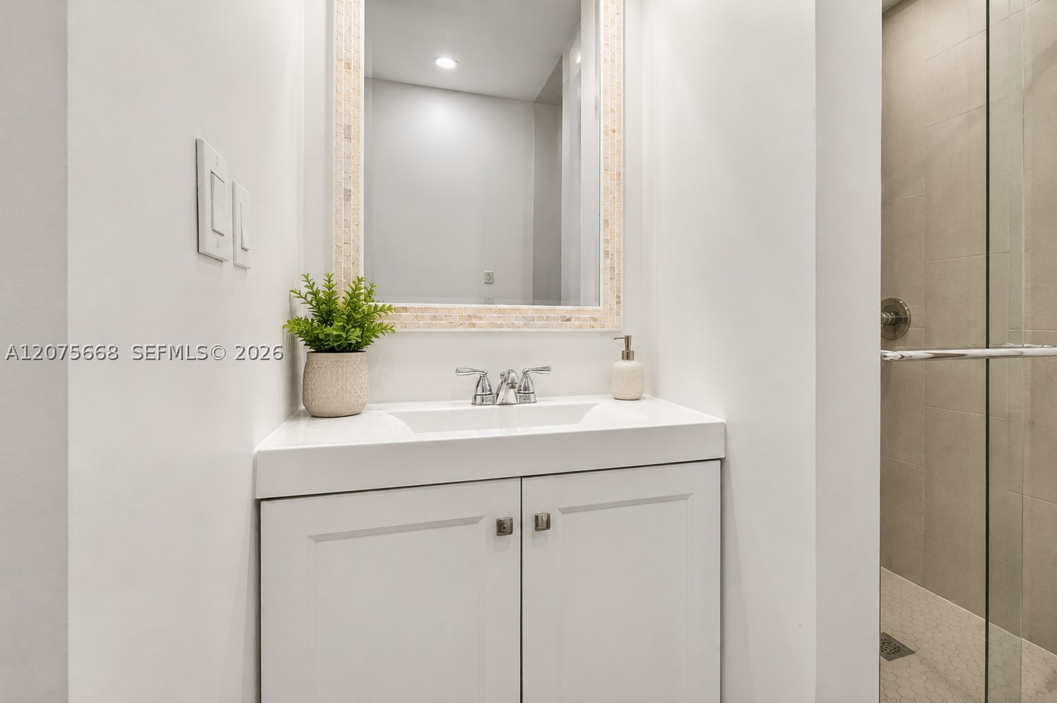 1446 Lenox Ave #5 Miami Beach, FL 33139