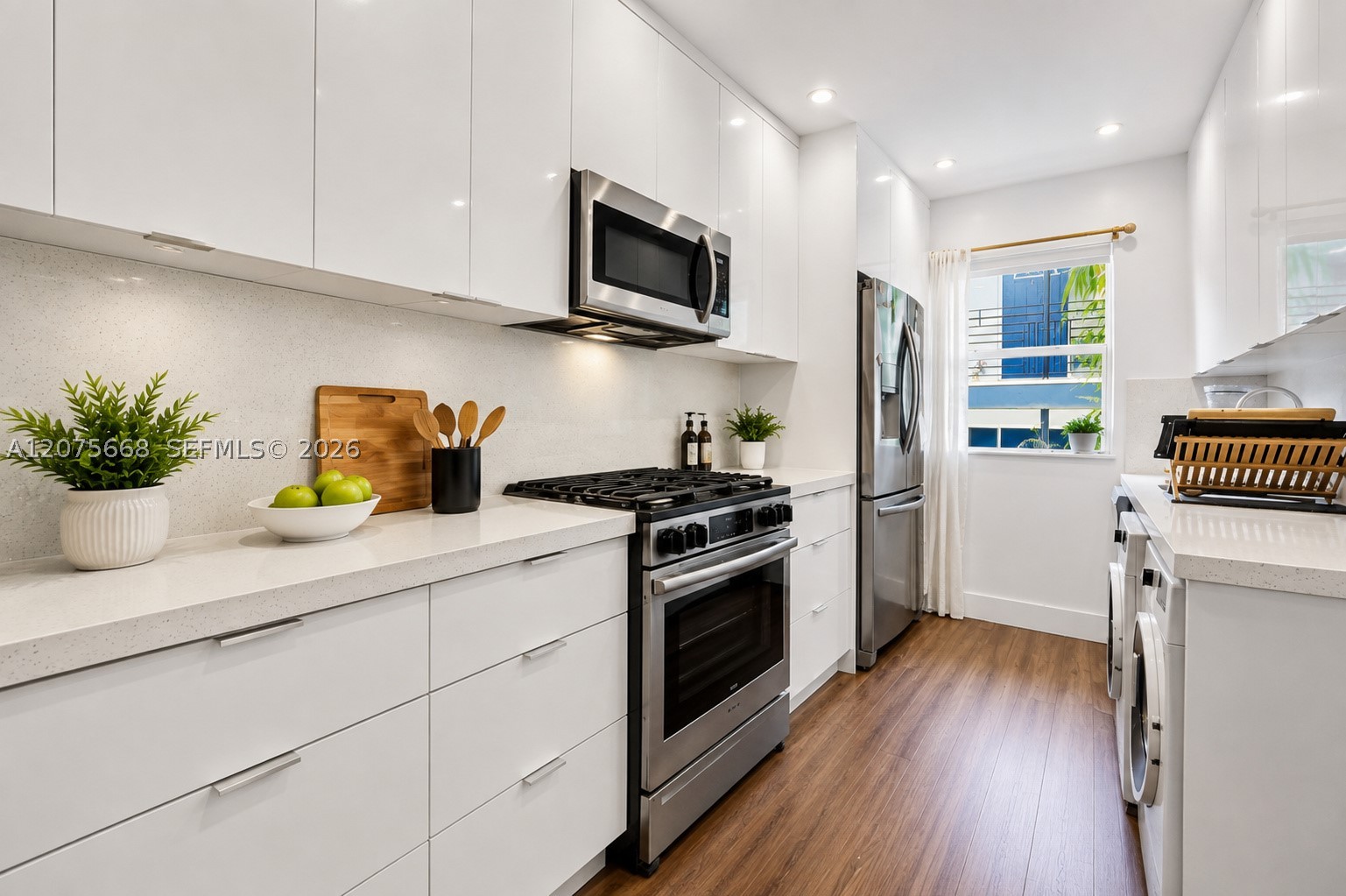 1446 Lenox Ave #5 Miami Beach, FL 33139