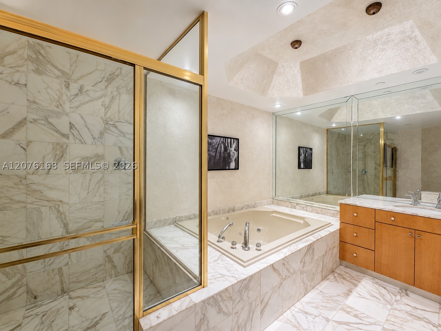 3700 Island Blvd #C402 Aventura, FL 33160