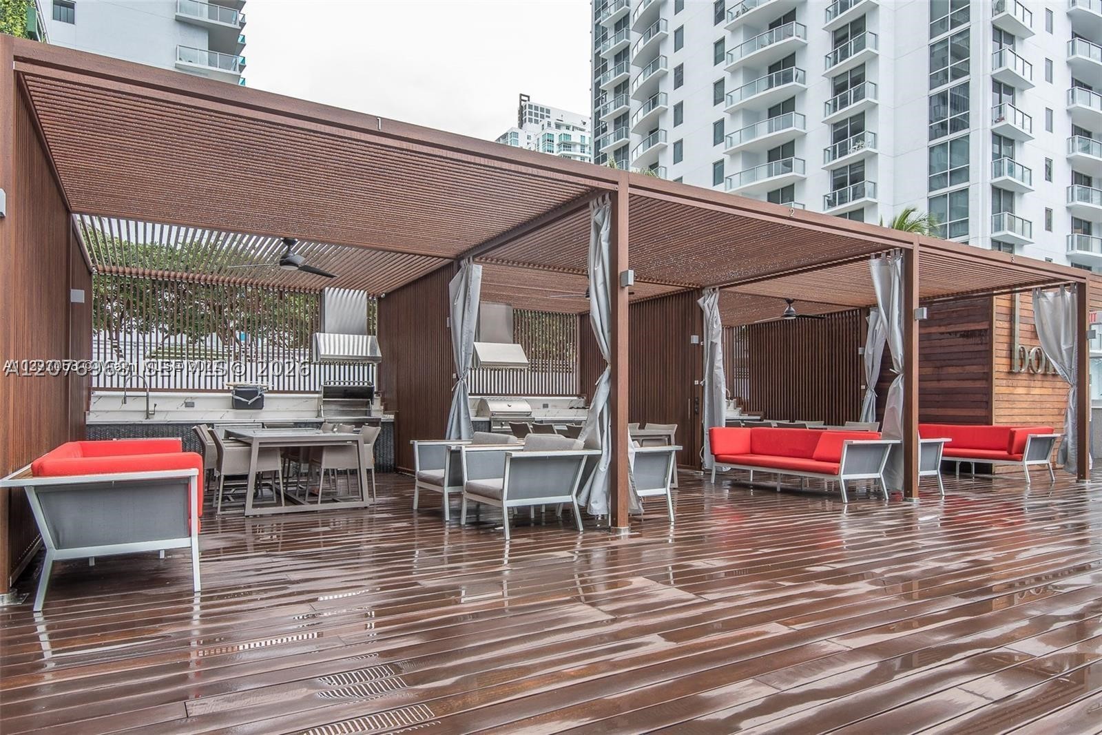 1080 Brickell Ave #4201 Miami, FL 33131