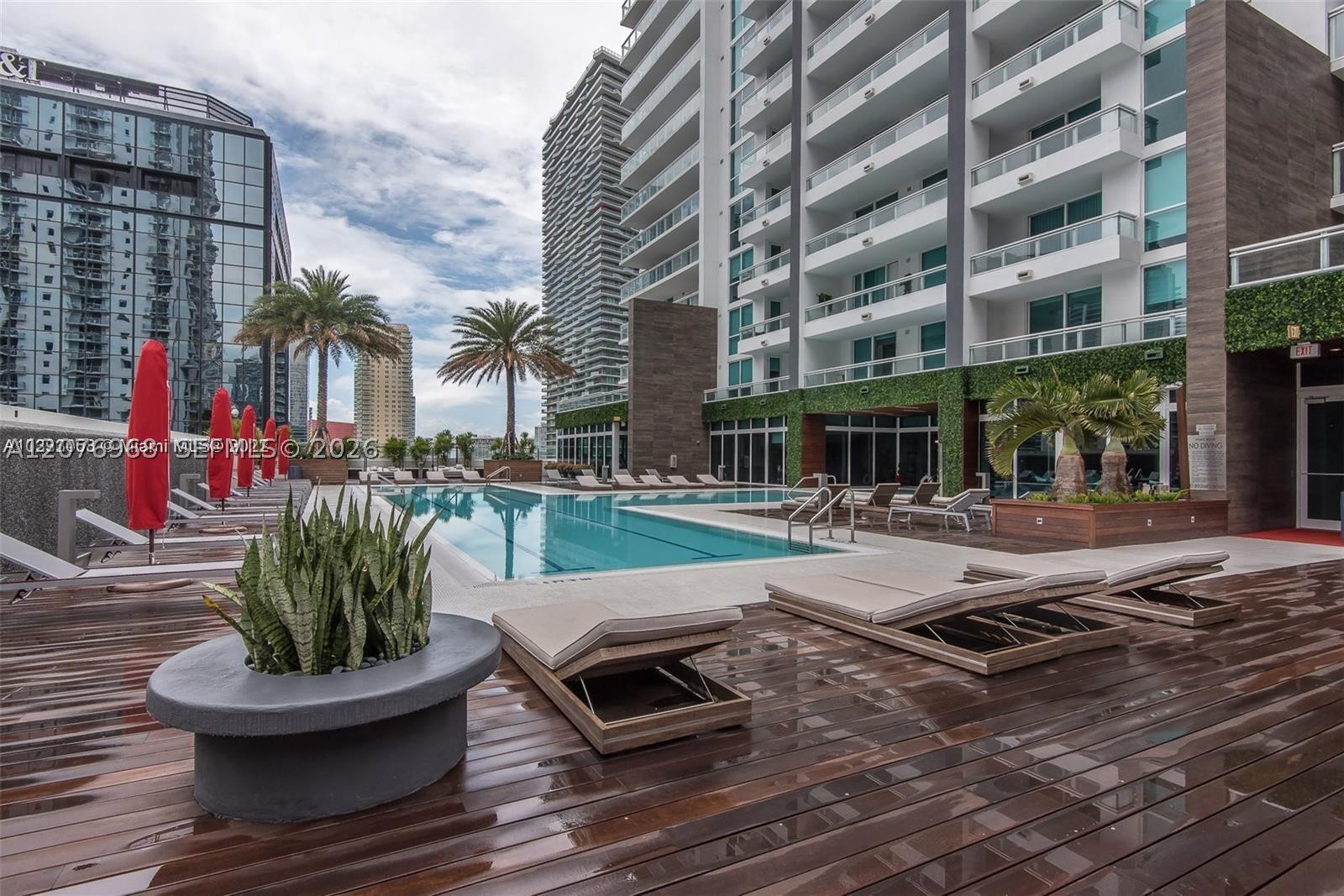 1080 Brickell Ave #4201 Miami, FL 33131