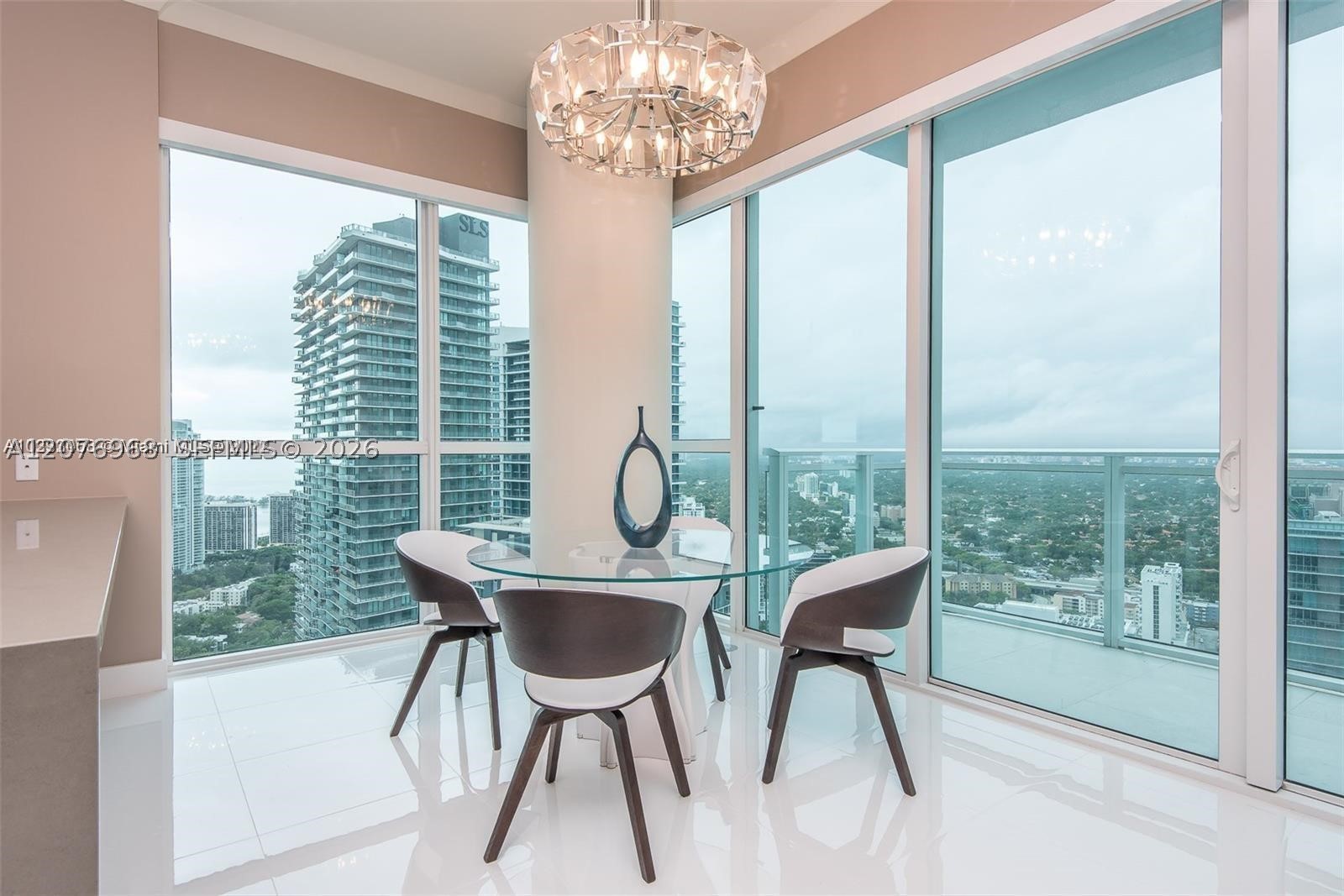 1080 Brickell Ave #4201 Miami, FL 33131