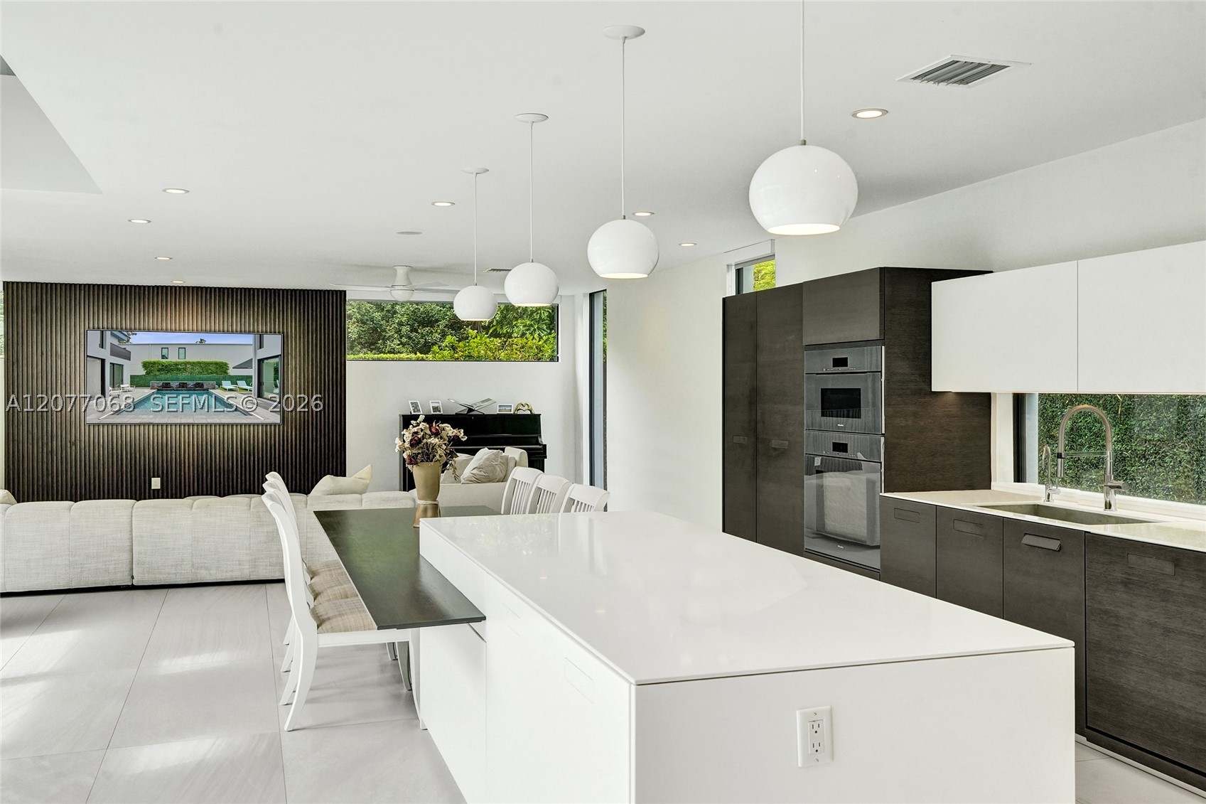 129 N Victoria Park Rd Fort Lauderdale, FL 33301