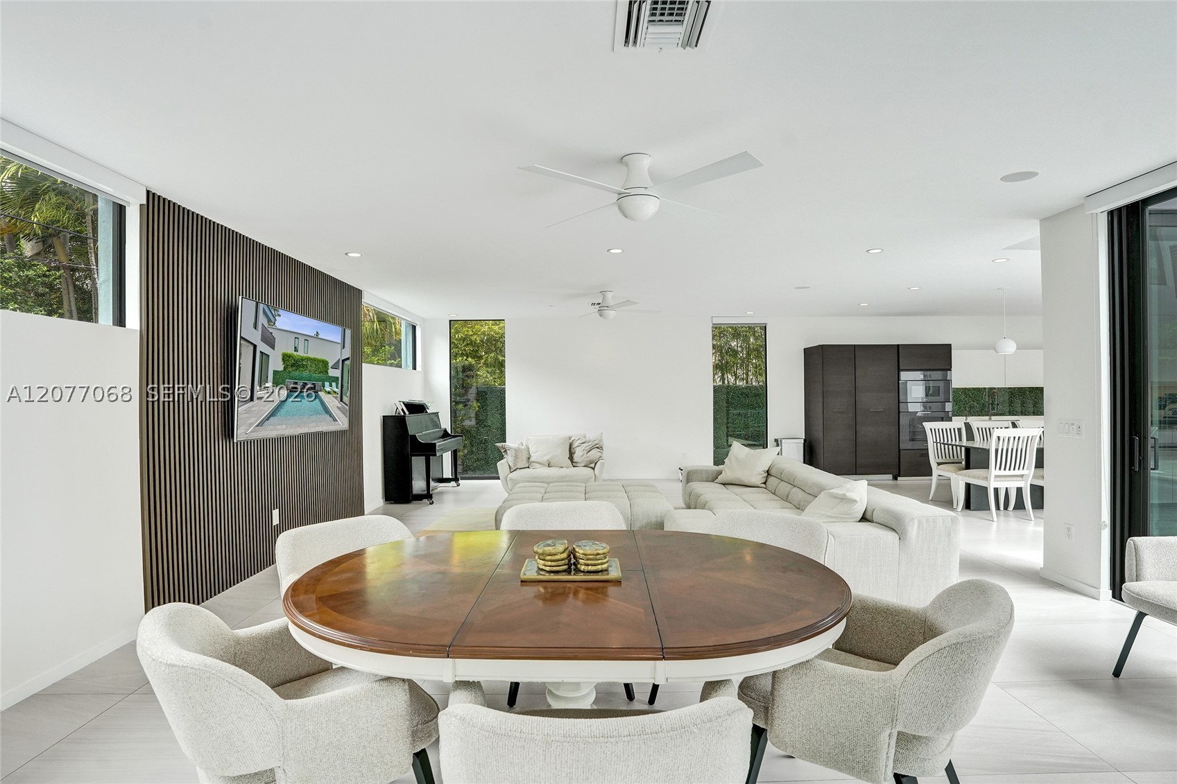 129 N Victoria Park Rd Fort Lauderdale, FL 33301