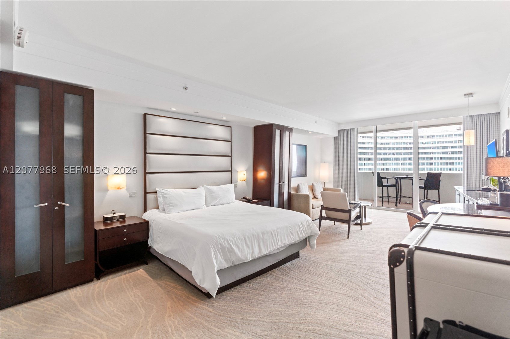4391 Collins Ave #803 Miami Beach, FL 33140
