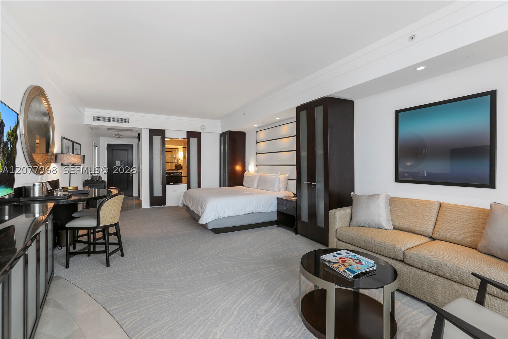 4391 Collins Ave #803 Miami Beach, FL 33140