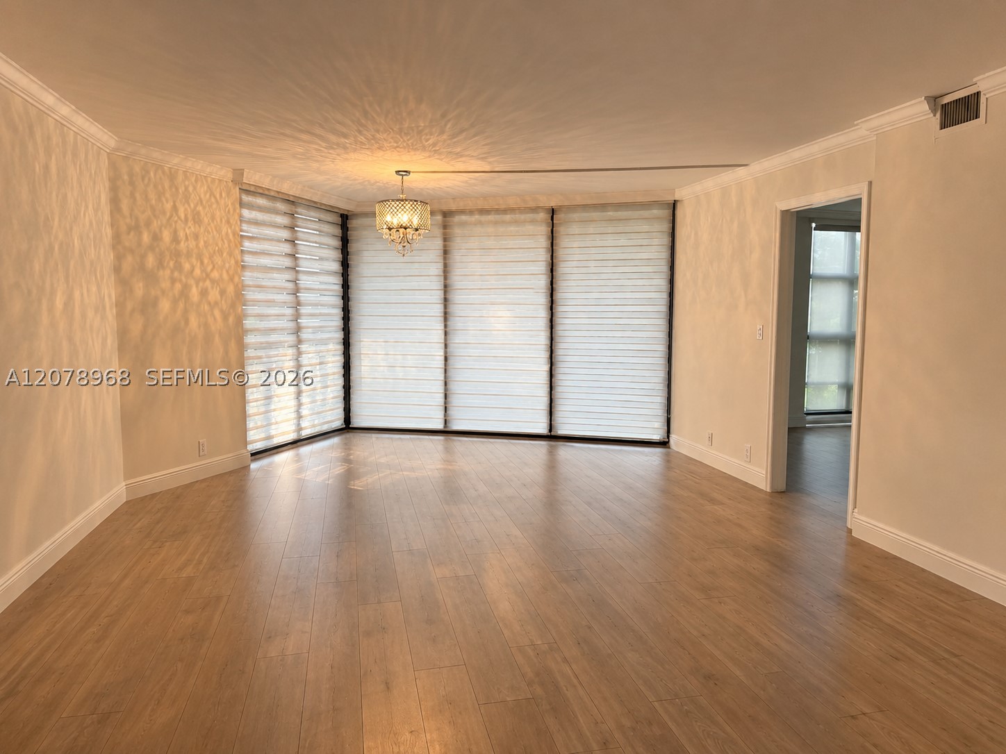 4000 Towerside Ter #304