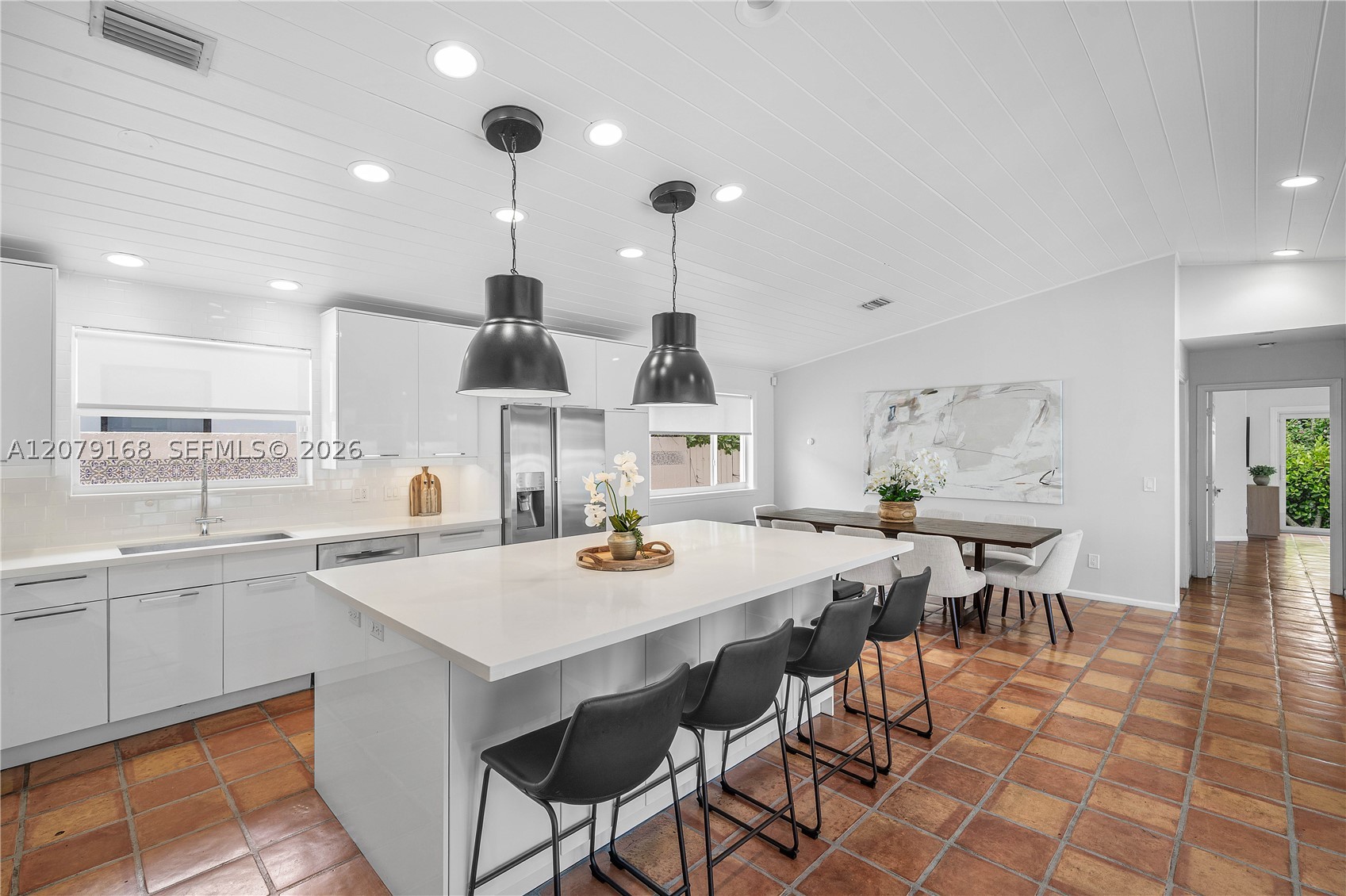 1015 SE 11th Ct Fort Lauderdale, FL 33316