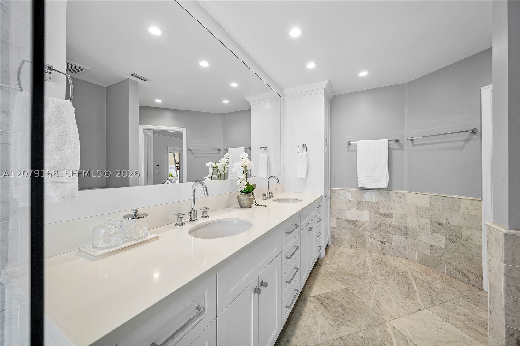 1015 SE 11th Ct Fort Lauderdale, FL 33316