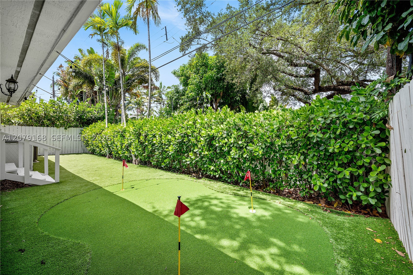 1015 SE 11th Ct Fort Lauderdale, FL 33316