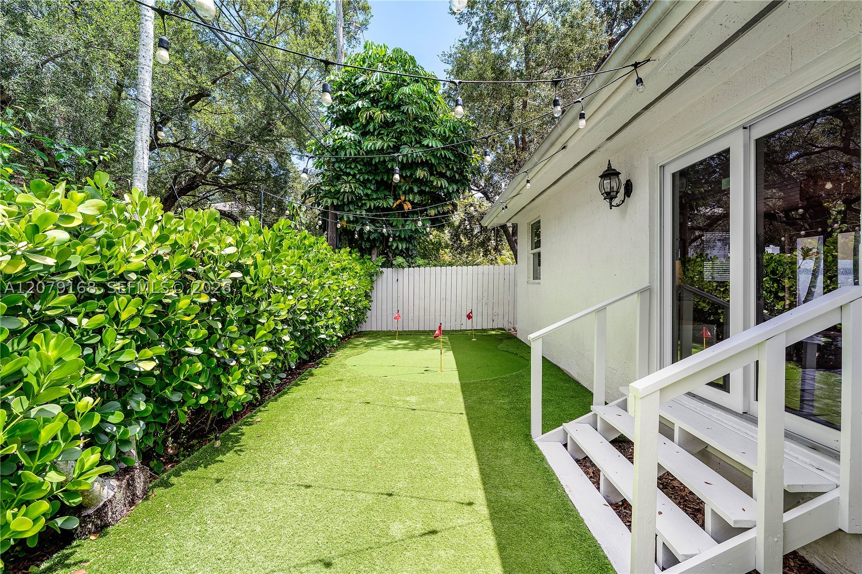 1015 SE 11th Ct Fort Lauderdale, FL 33316