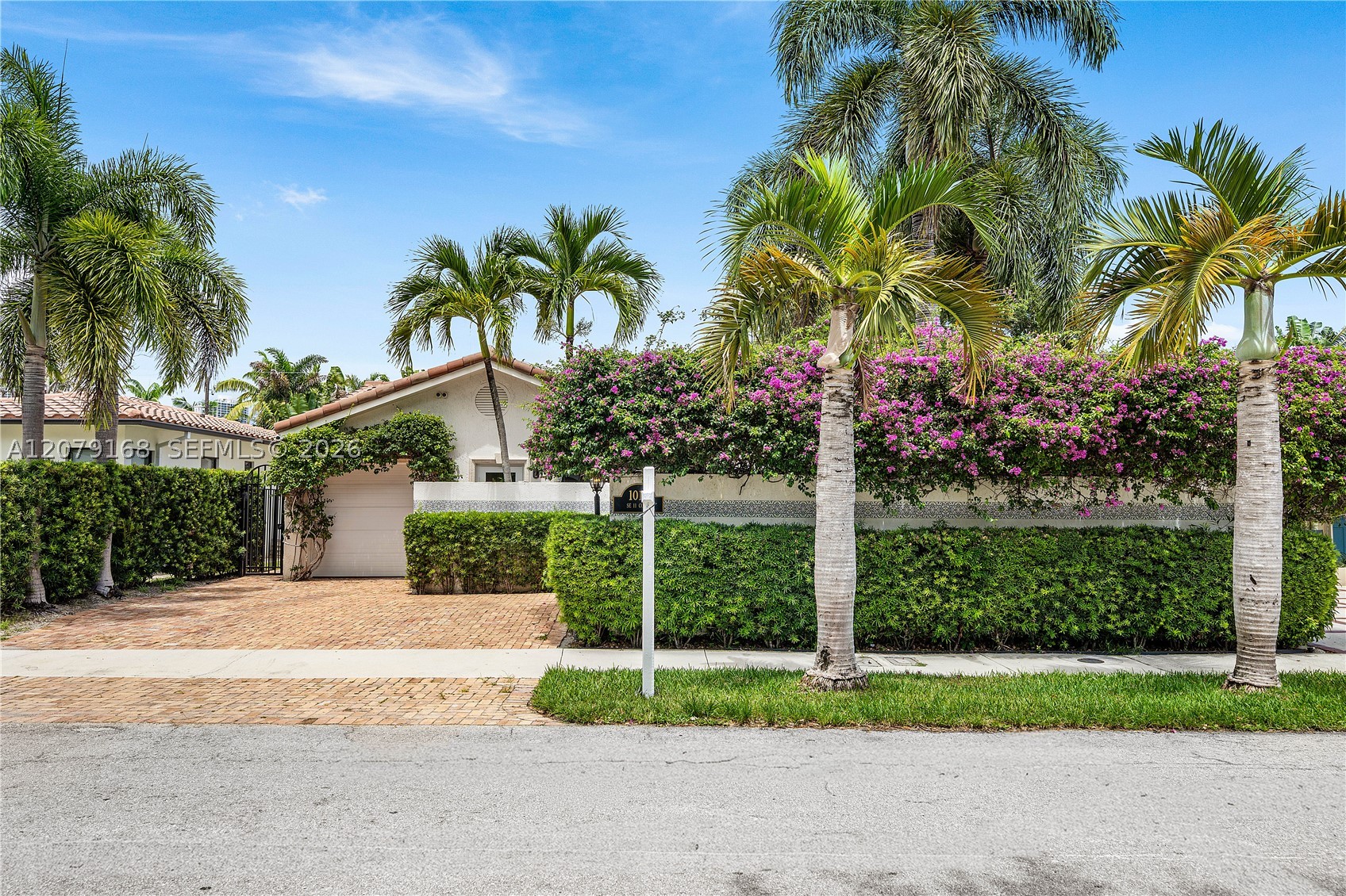 1015 SE 11th Ct Fort Lauderdale, FL 33316
