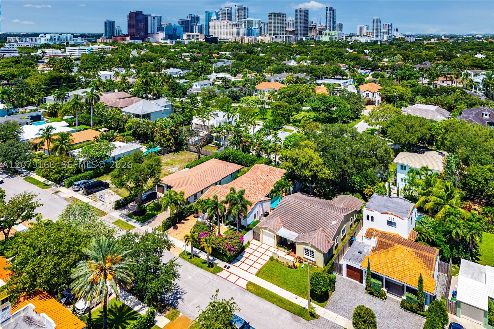1015 SE 11th Ct Fort Lauderdale, FL 33316