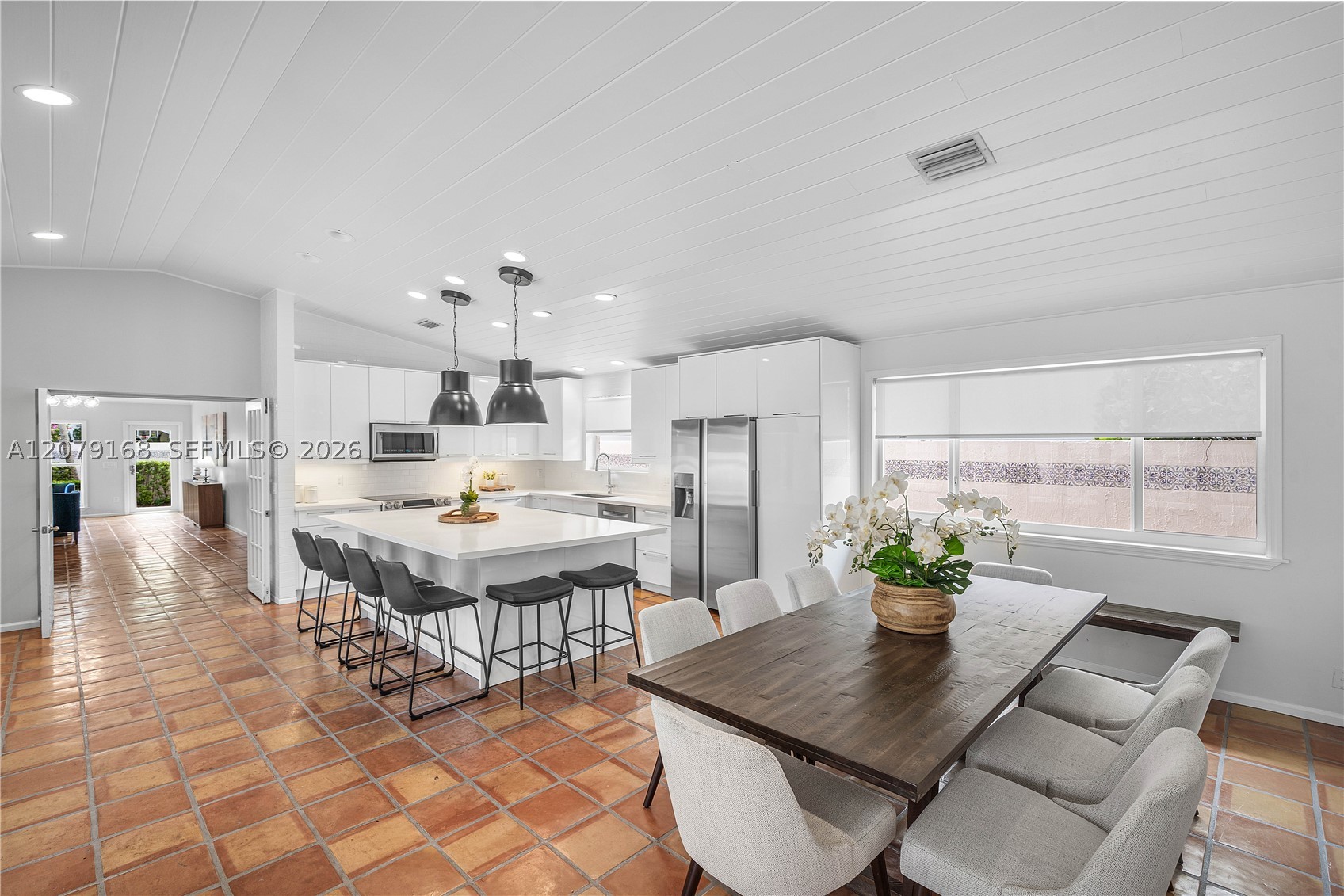 1015 SE 11th Ct Fort Lauderdale, FL 33316