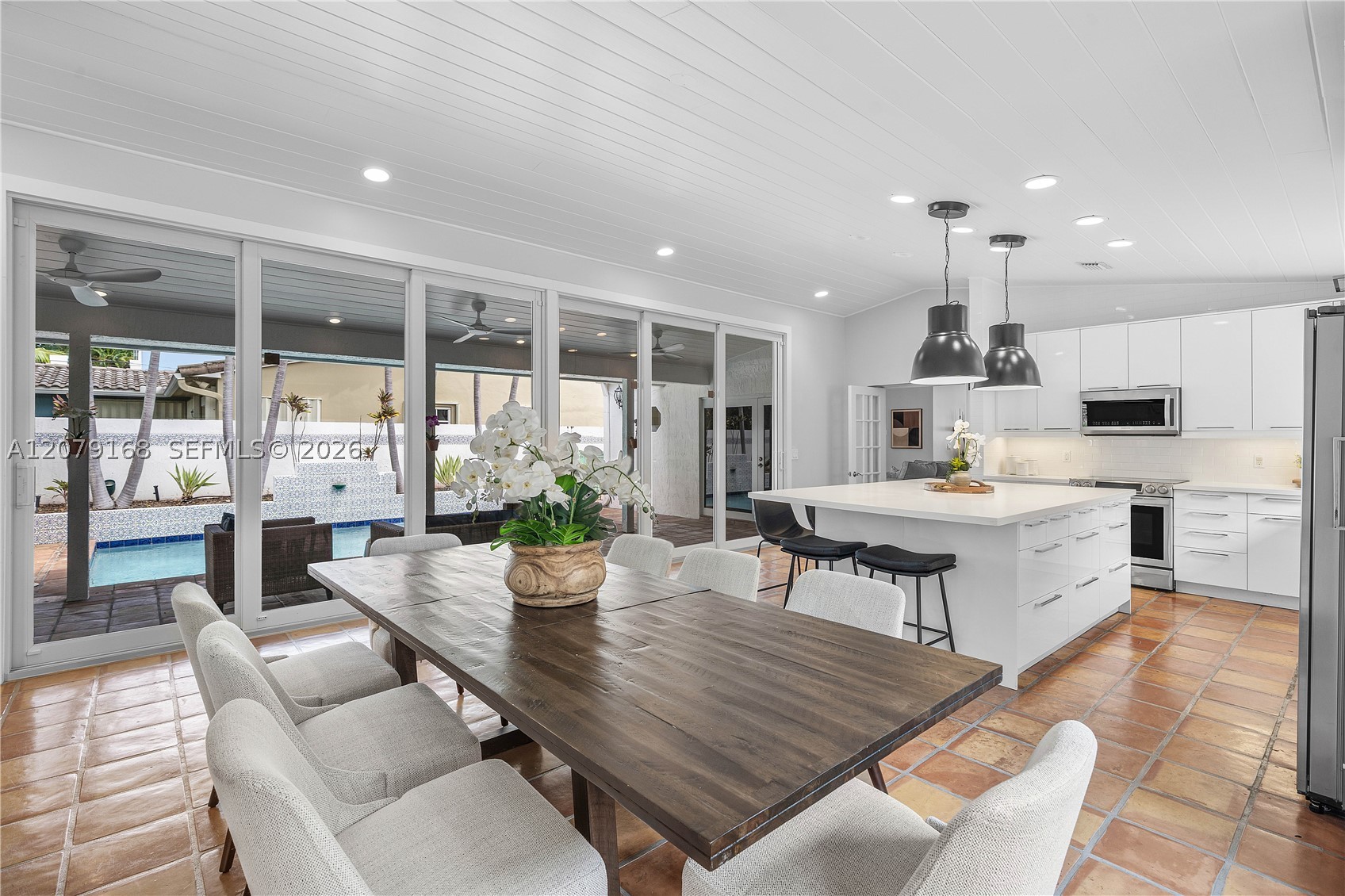 1015 SE 11th Ct Fort Lauderdale, FL 33316