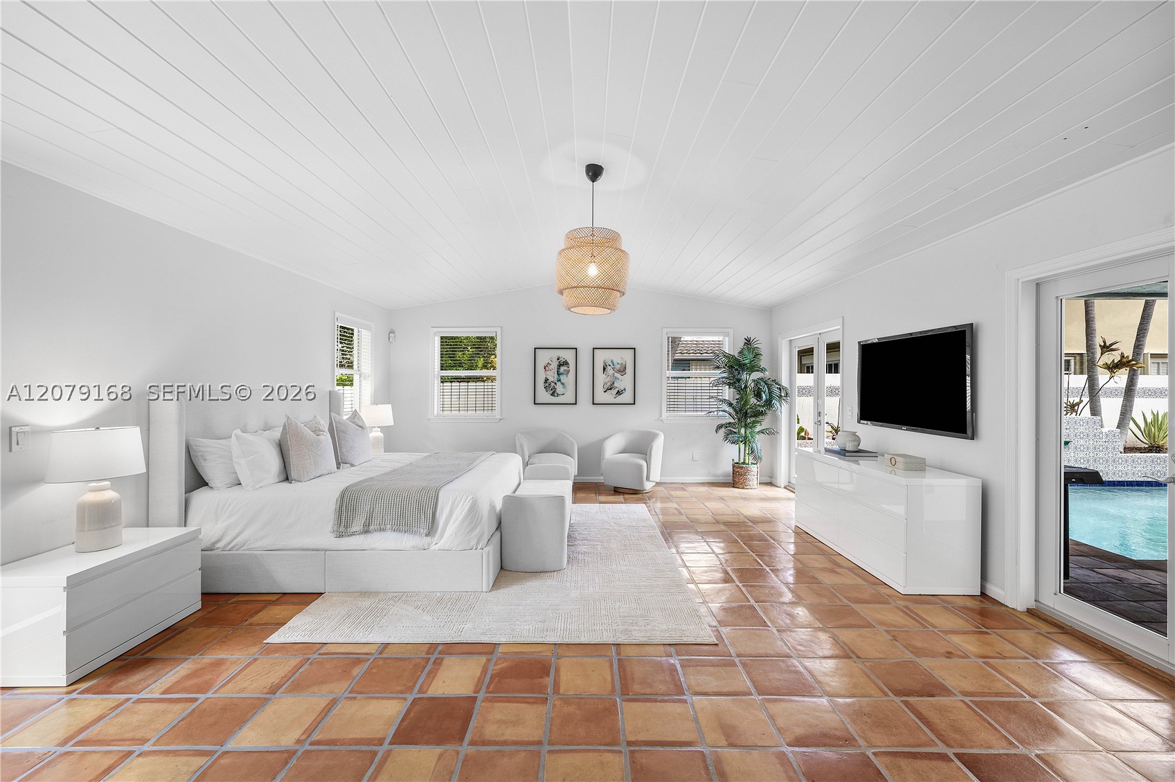 1015 SE 11th Ct Fort Lauderdale, FL 33316