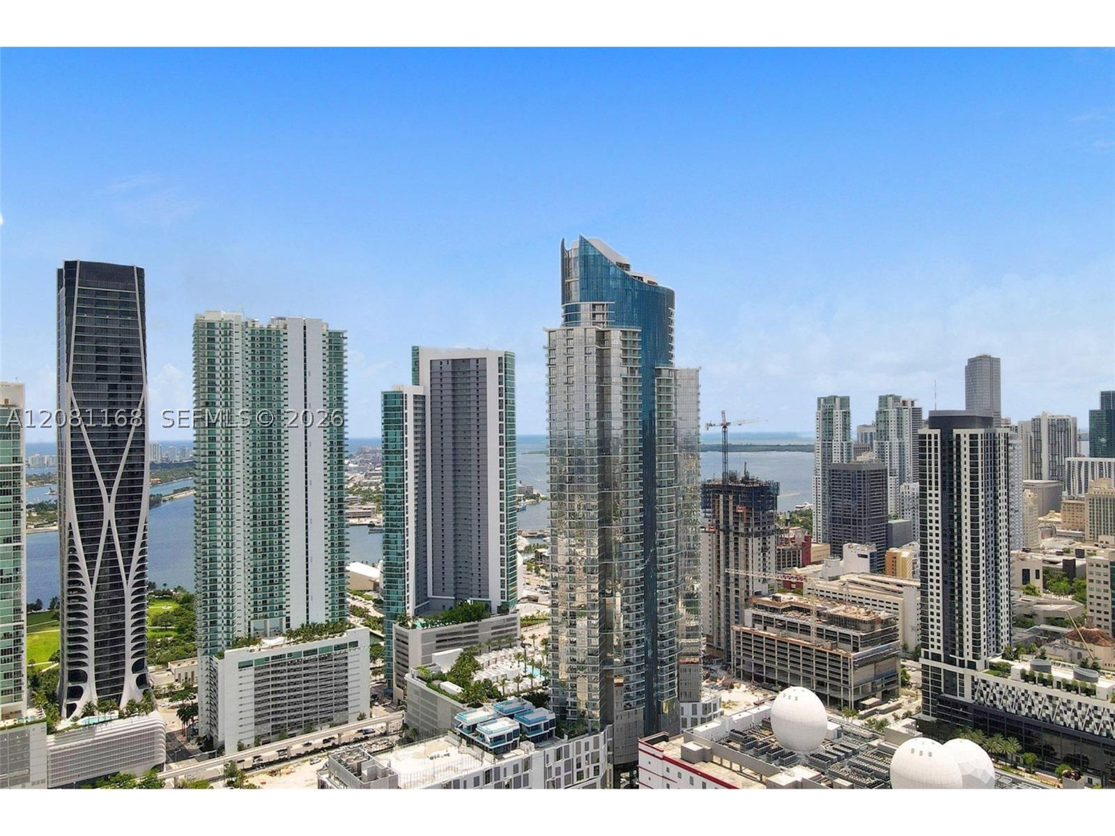 image Paramount Miami Worldcenter11