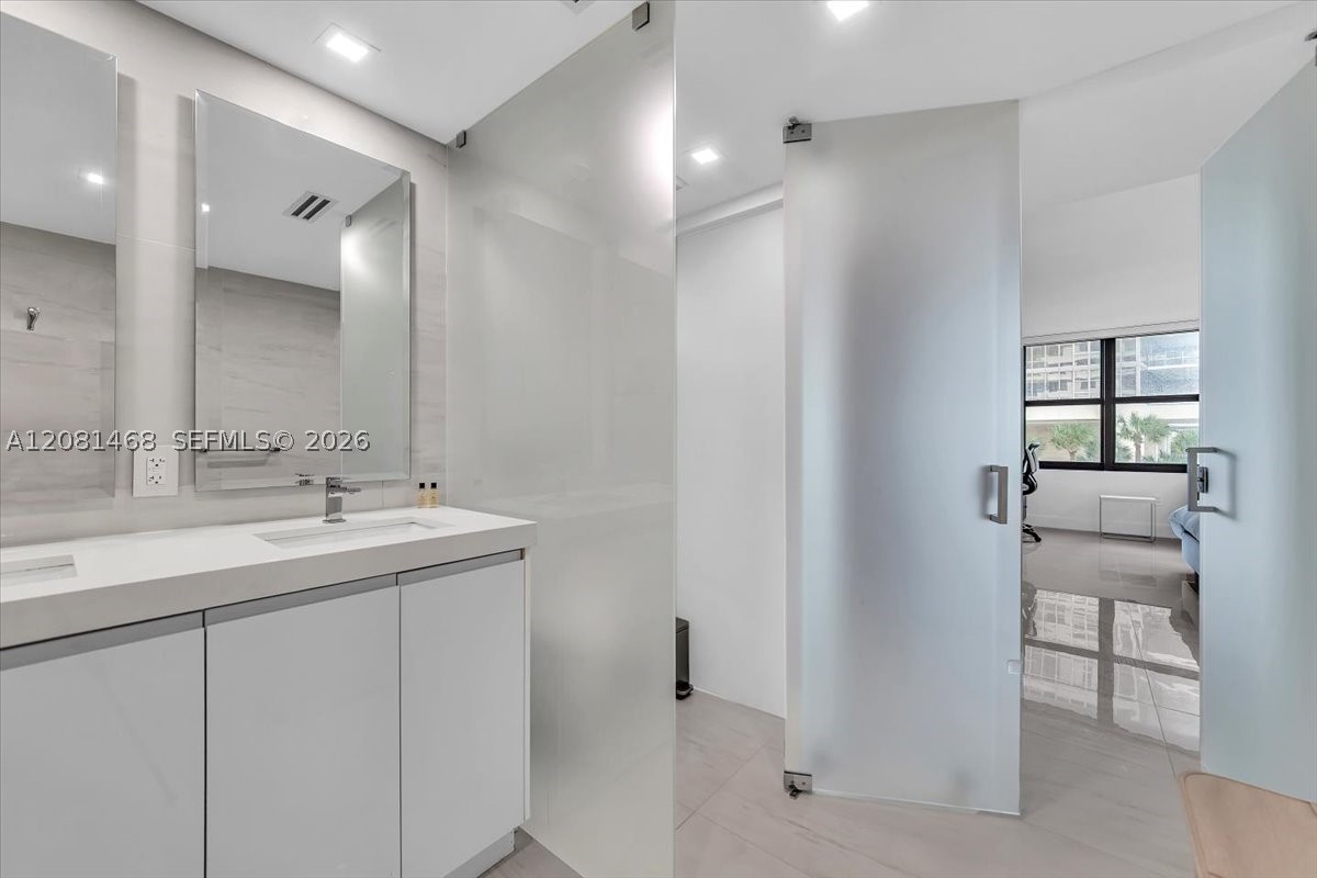 9801 Collins Ave #5U Bal Harbour, FL 33154