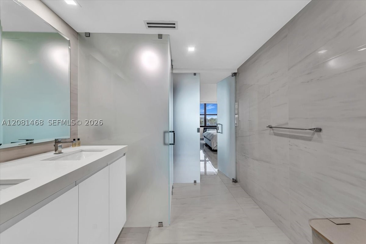 9801 Collins Ave #5U Bal Harbour, FL 33154