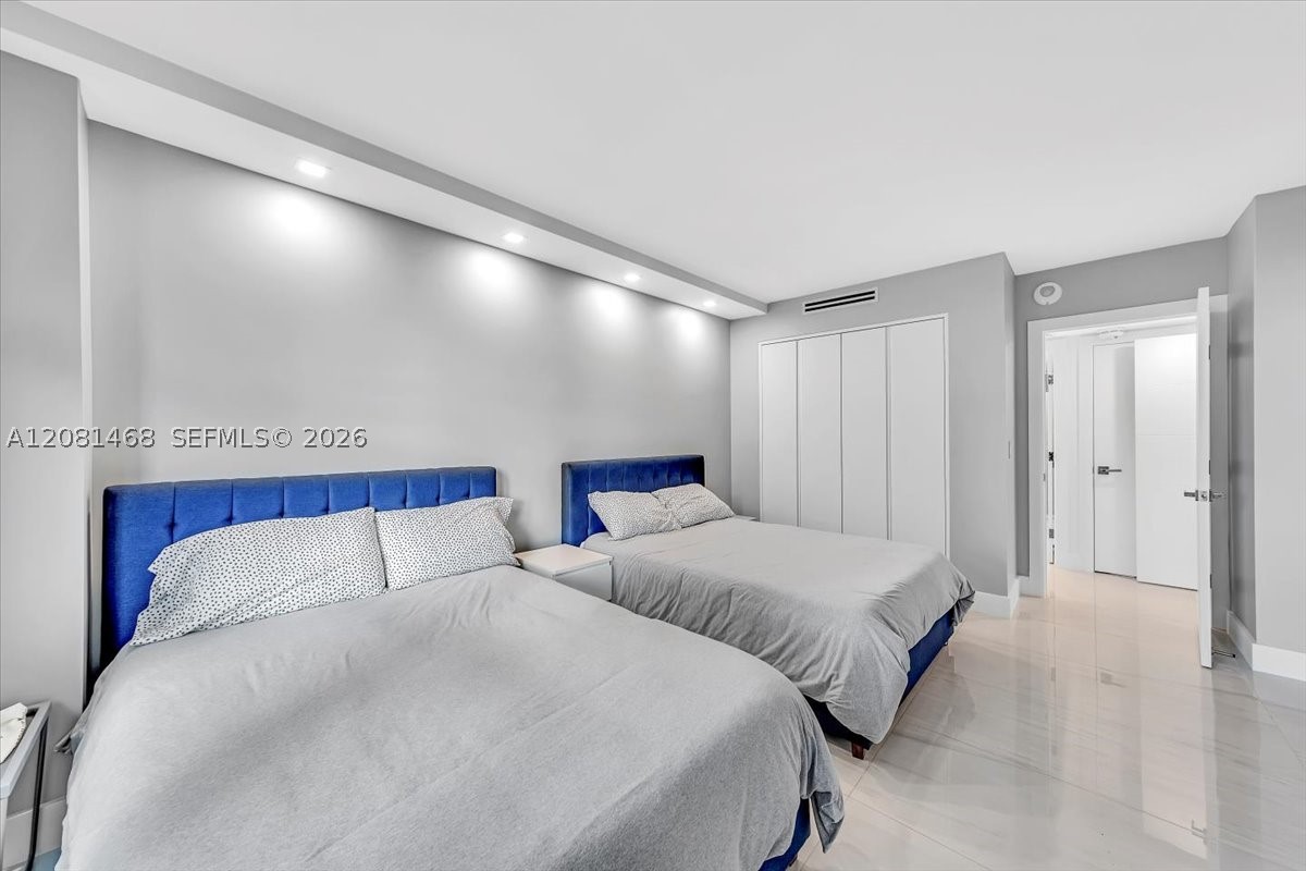 9801 Collins Ave #5U Bal Harbour, FL 33154