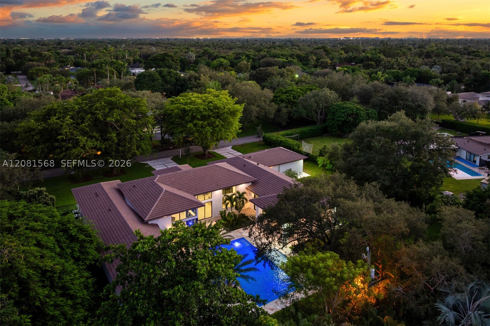 9475 SW 117th Ter Miami, FL 33176