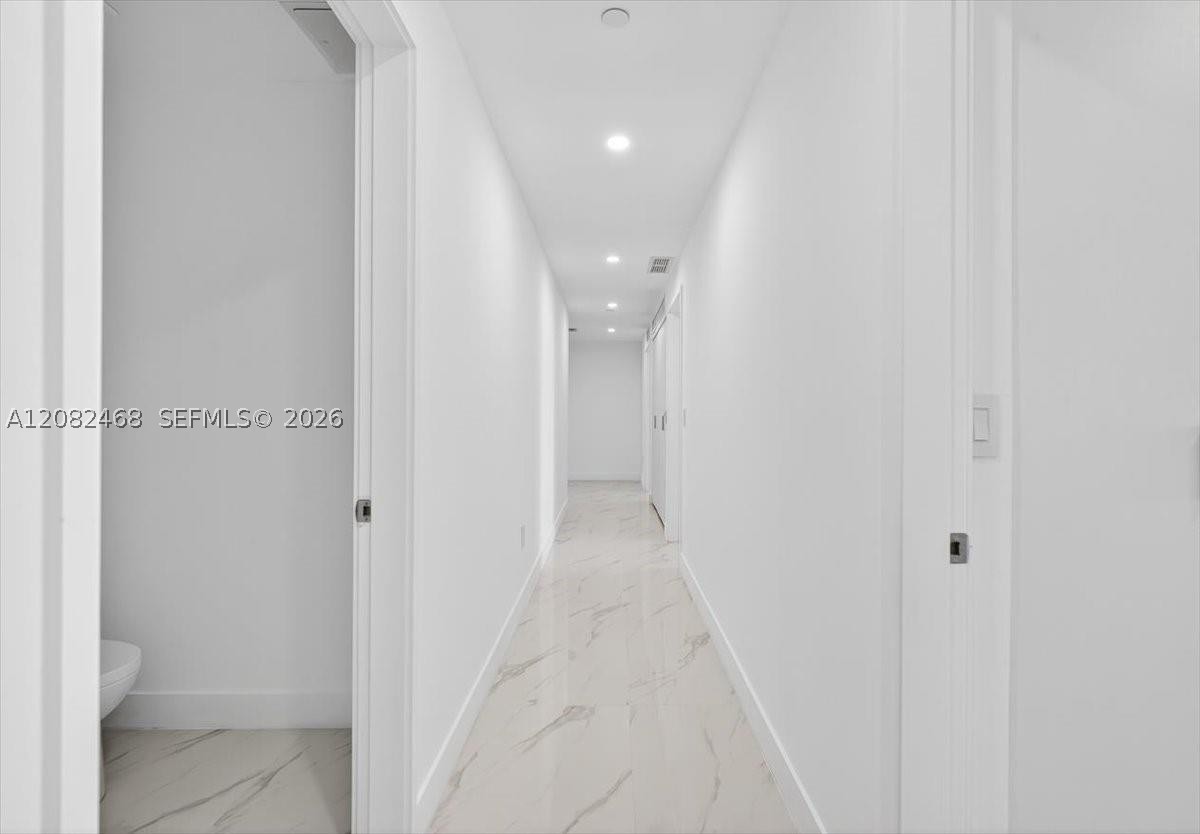 700 NE 24th St #5202 Miami, FL 33137